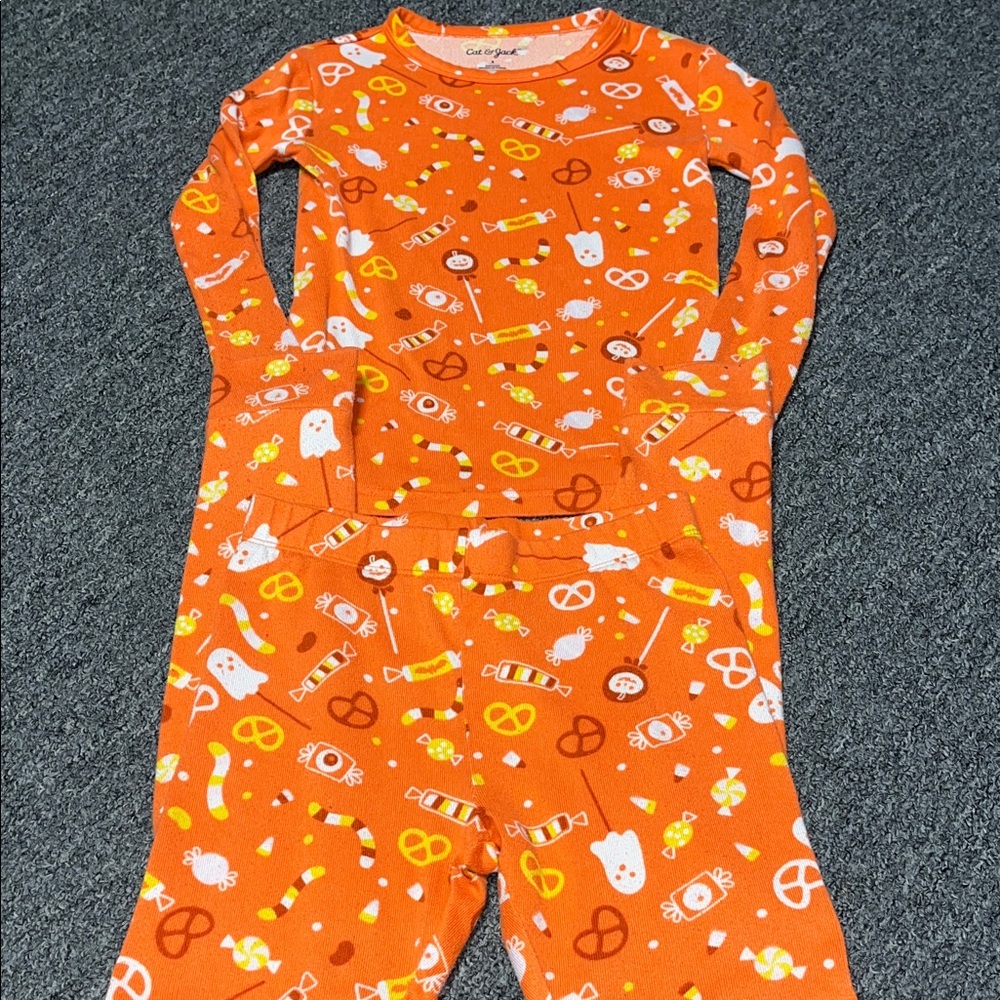 Cat & Jack Halloween Pajama Set - Picture 1 of 9